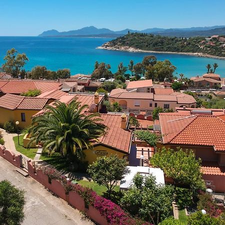 Residence Appartamenti Caffarena Arbatax Bagian luar foto