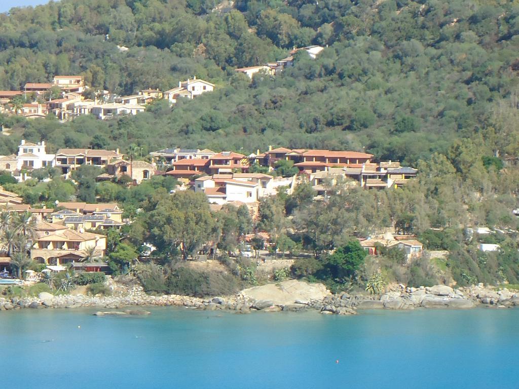 Residence Appartamenti Caffarena Arbatax Bagian luar foto