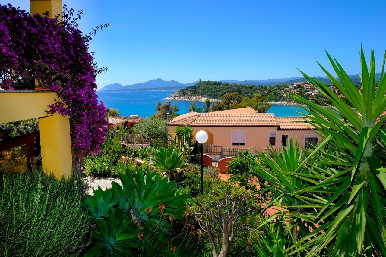 Residence Appartamenti Caffarena Arbatax Bagian luar foto