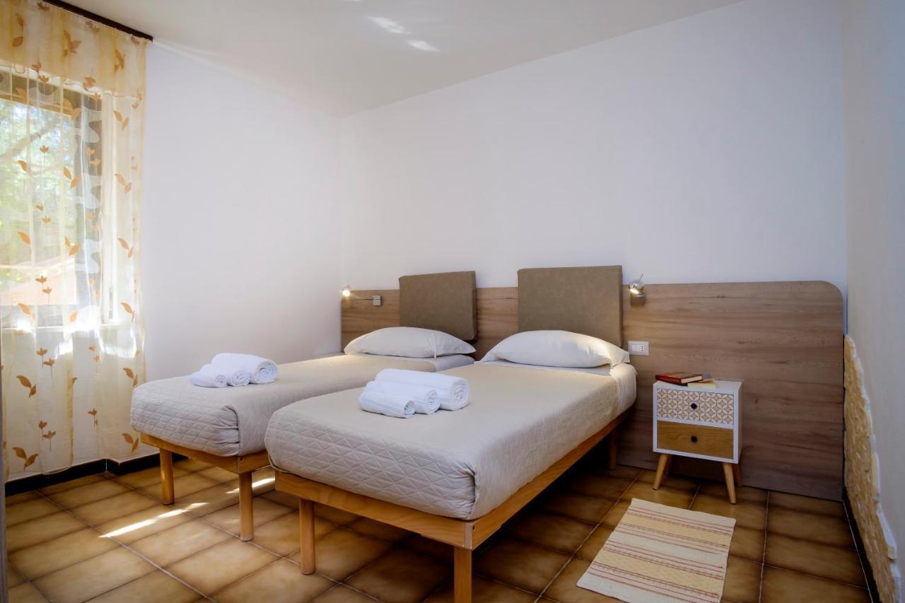 Residence Appartamenti Caffarena Arbatax Bagian luar foto